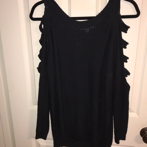 U-Style Sweaters - Cut Out Sleeve Sweater